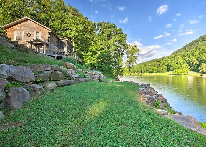Tenn River Cabin With Hot Tub - 10 Mi To Chattanooga